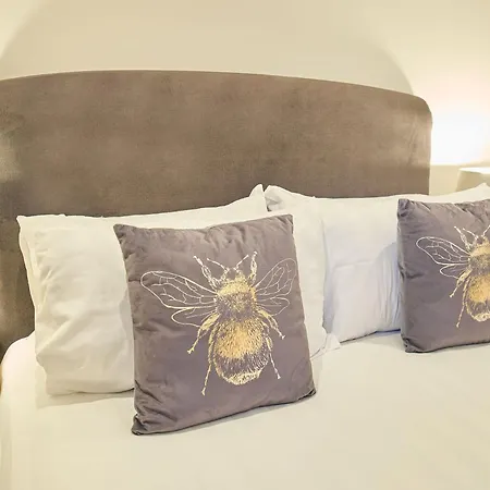 Host & Stay - Cobnut Barn Ashford  Buitenkant foto