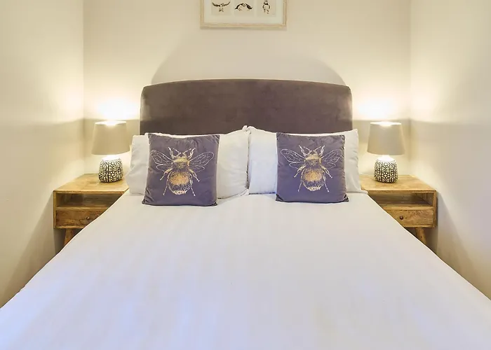 Host & Stay - Cobnut Barn